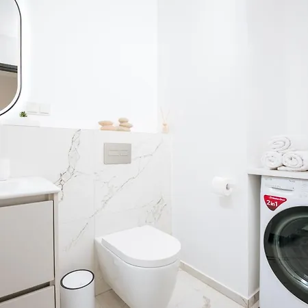 Getaway In The Center. Keyless Apartman Pärnu