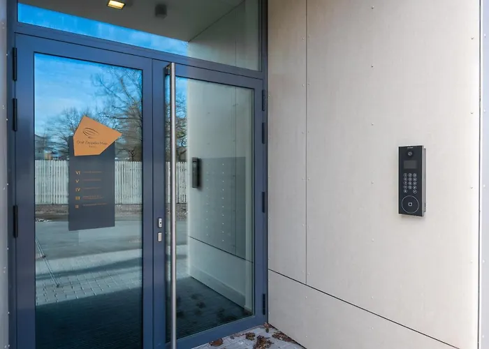 Getaway In The Center. Keyless *